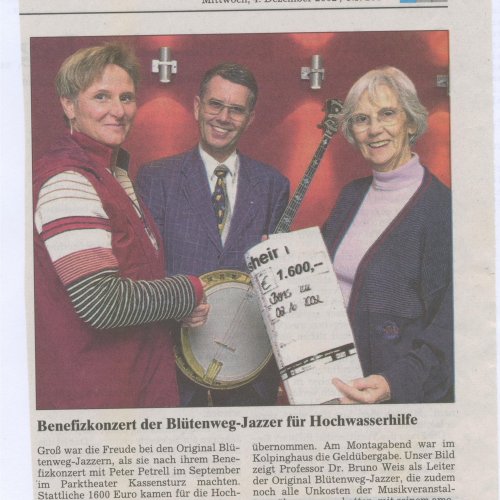 Benefizkonzert 
1600,- € für die Hochwasserhilfe durch ein Konzert mit Peter Petrel am 29.09.2002 im Parktheater in Bensheim